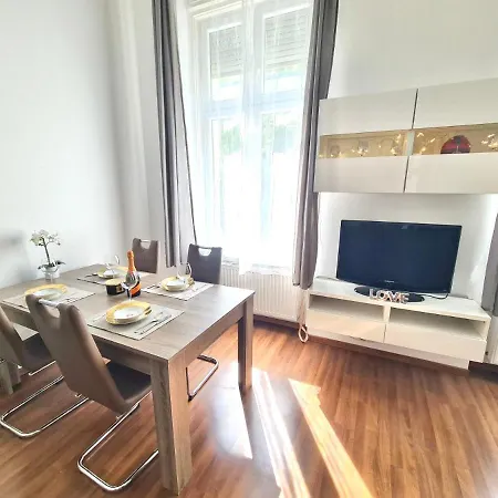 Appartement Ricky *